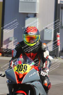 media/Nov-06-2023-Moto Forza (Mon) [[ce023d0744]]/1-Around the Pits/